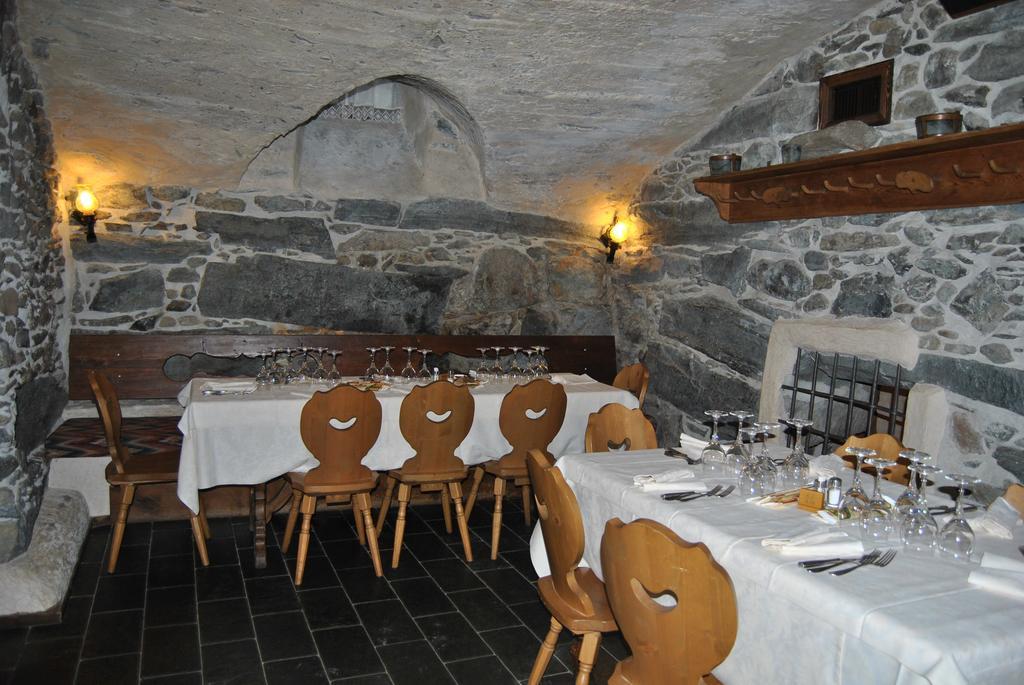 Casa Vacanza La Rocca Chiesa in Valmalenco Exterior photo
