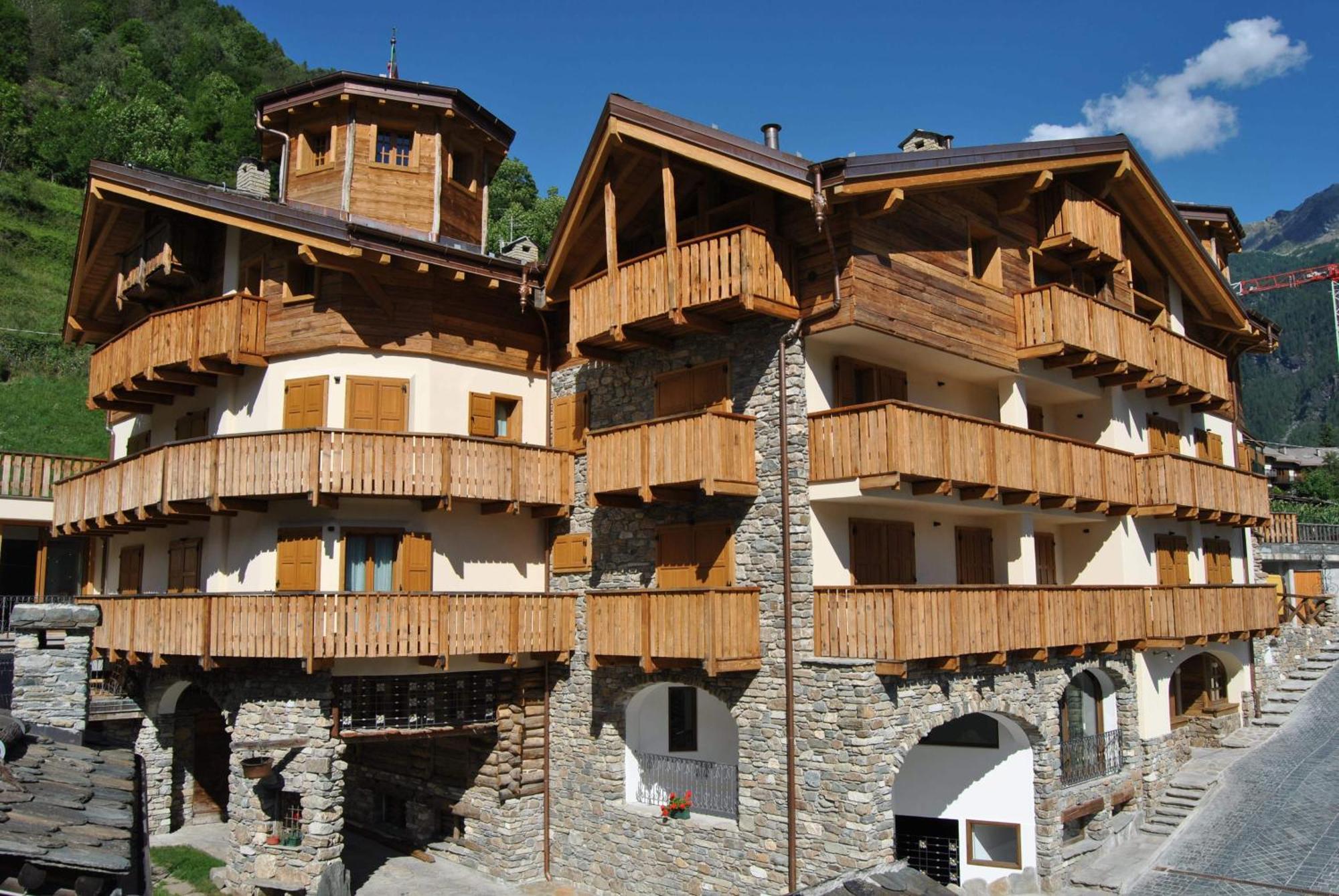 Casa Vacanza La Rocca Chiesa in Valmalenco Exterior photo