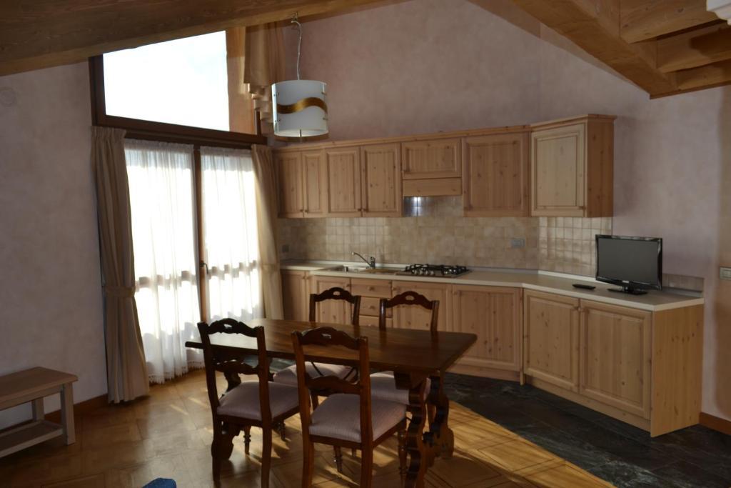 Casa Vacanza La Rocca Chiesa in Valmalenco Room photo